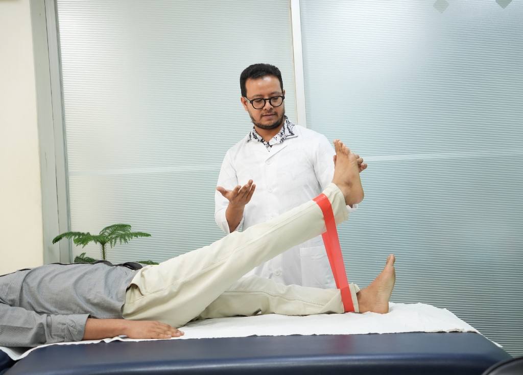 Masum Billah Miajee (PT) Physiotherapy Service for Knee